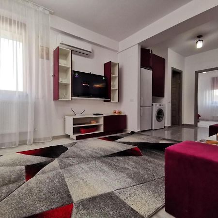 Violet Apartment-Brilliant Apartments 콘스탄차 외부 사진