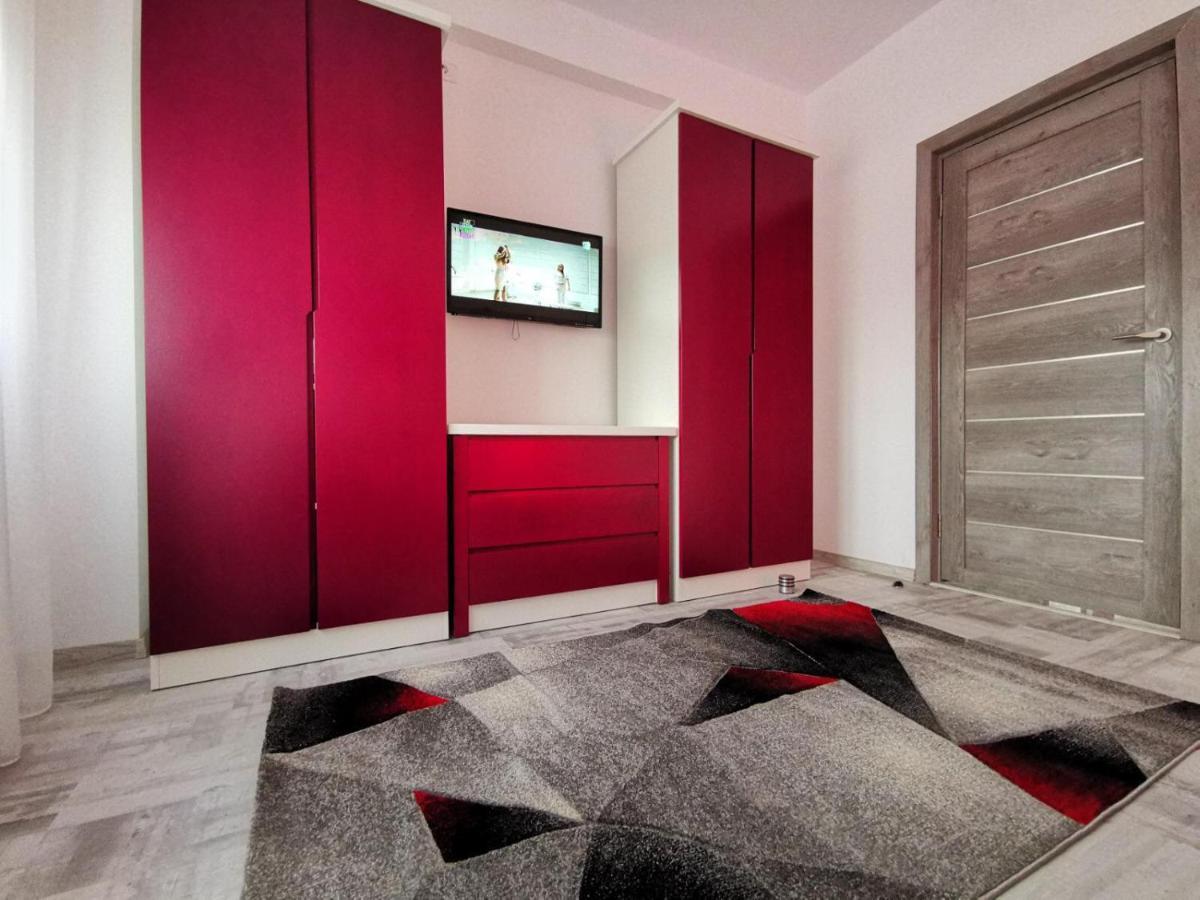 Violet Apartment-Brilliant Apartments 콘스탄차 외부 사진
