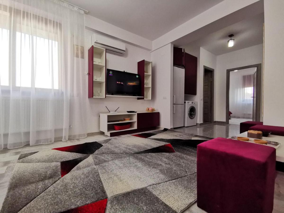 Violet Apartment-Brilliant Apartments 콘스탄차 외부 사진